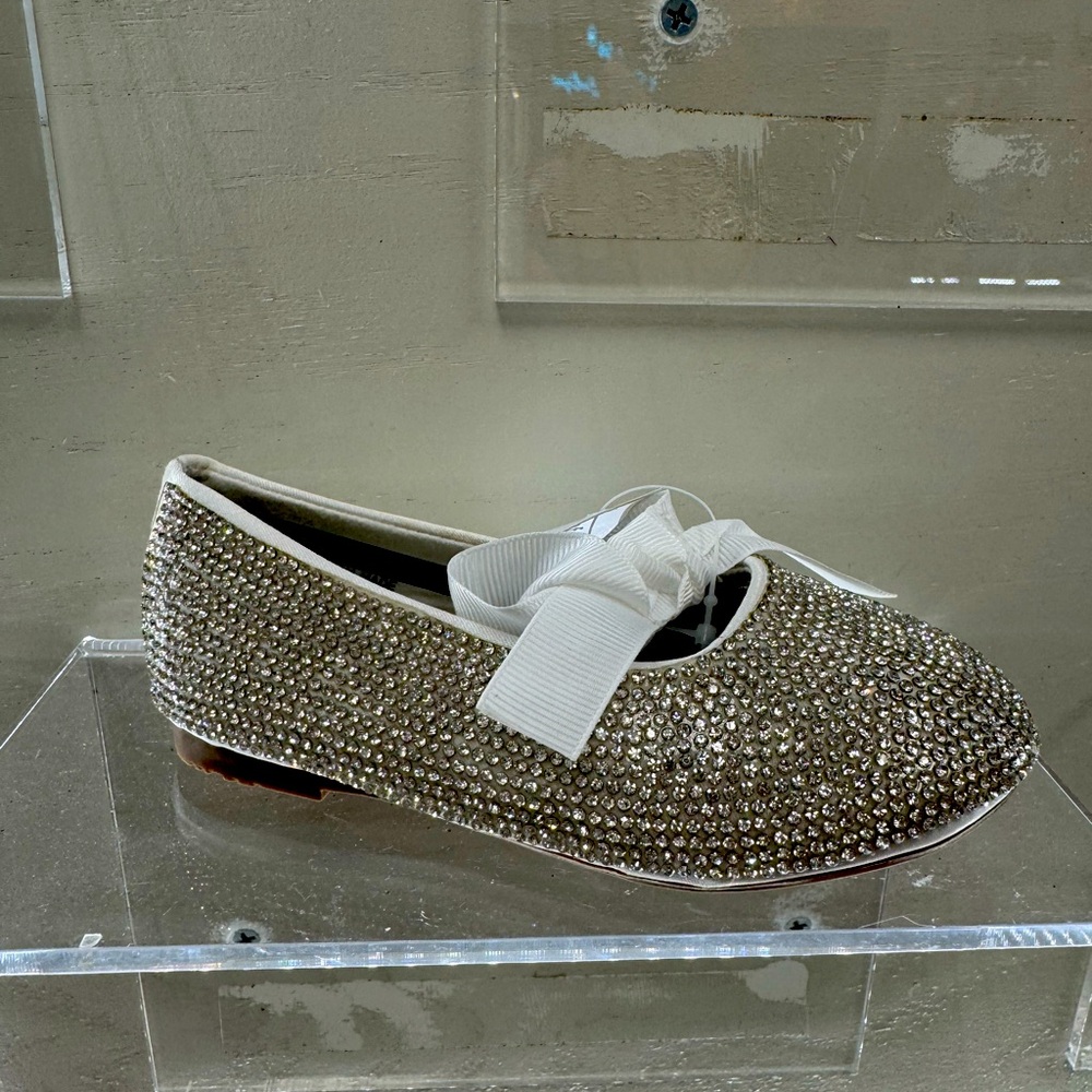 Fancy sparkle kids shoes 
Silver cristal comfort insole
